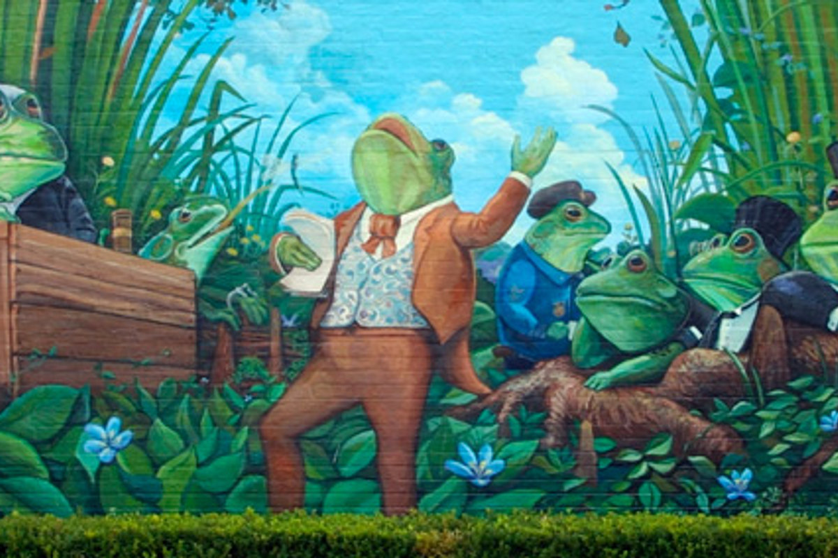 A Robert Dafford frog mural in downtown Rayne.